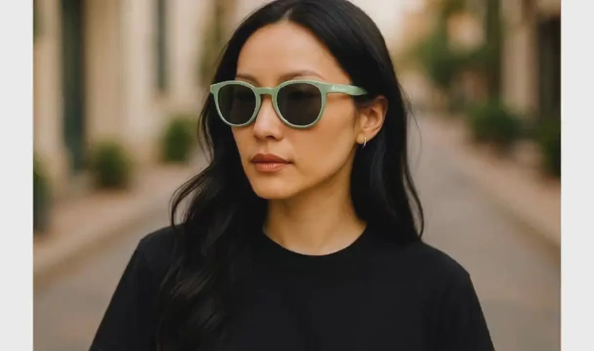 Woman in Spruce Tropical BioSunnies